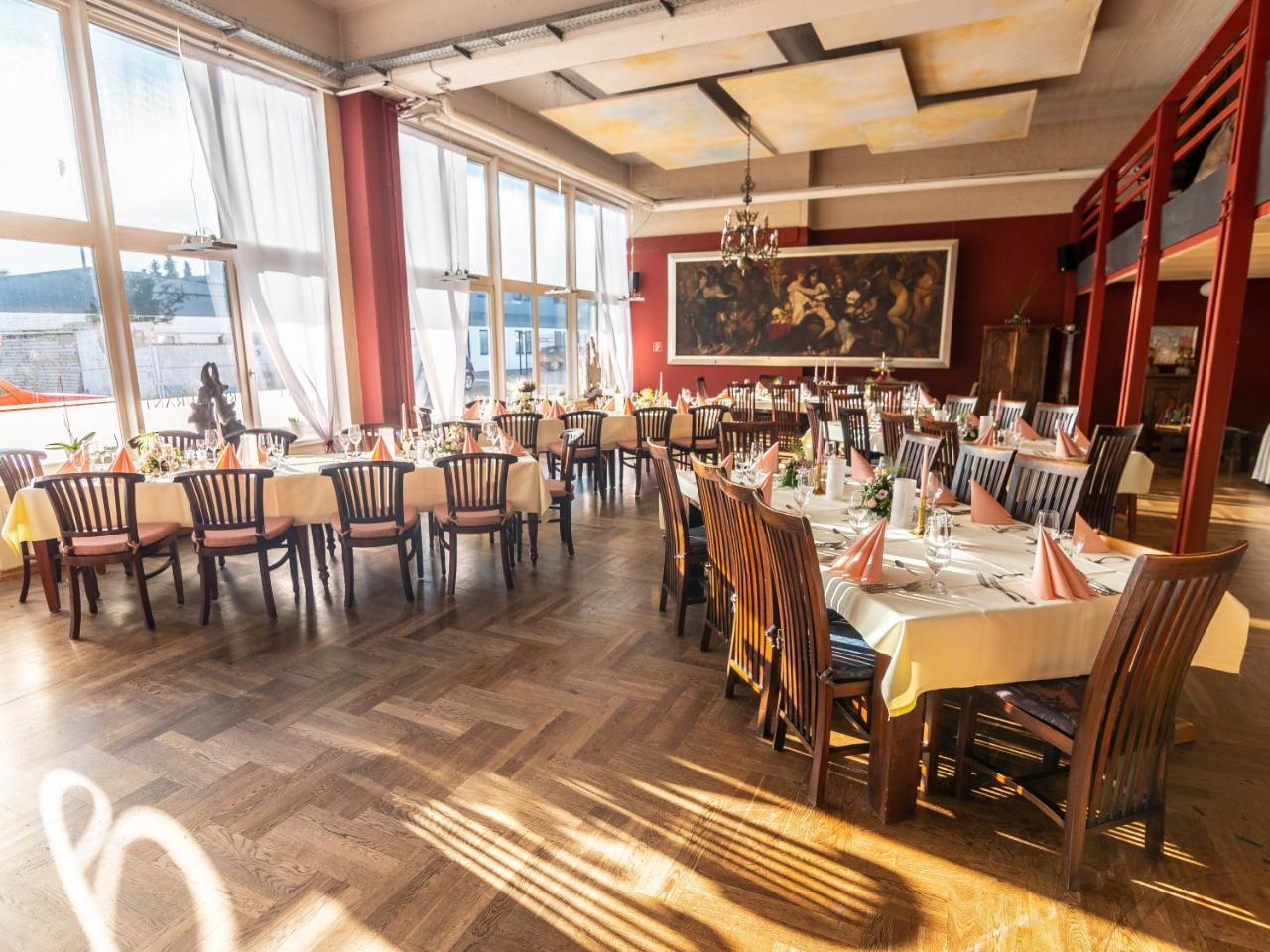 Hotel Gutenberger Lubeck Bagian luar foto
