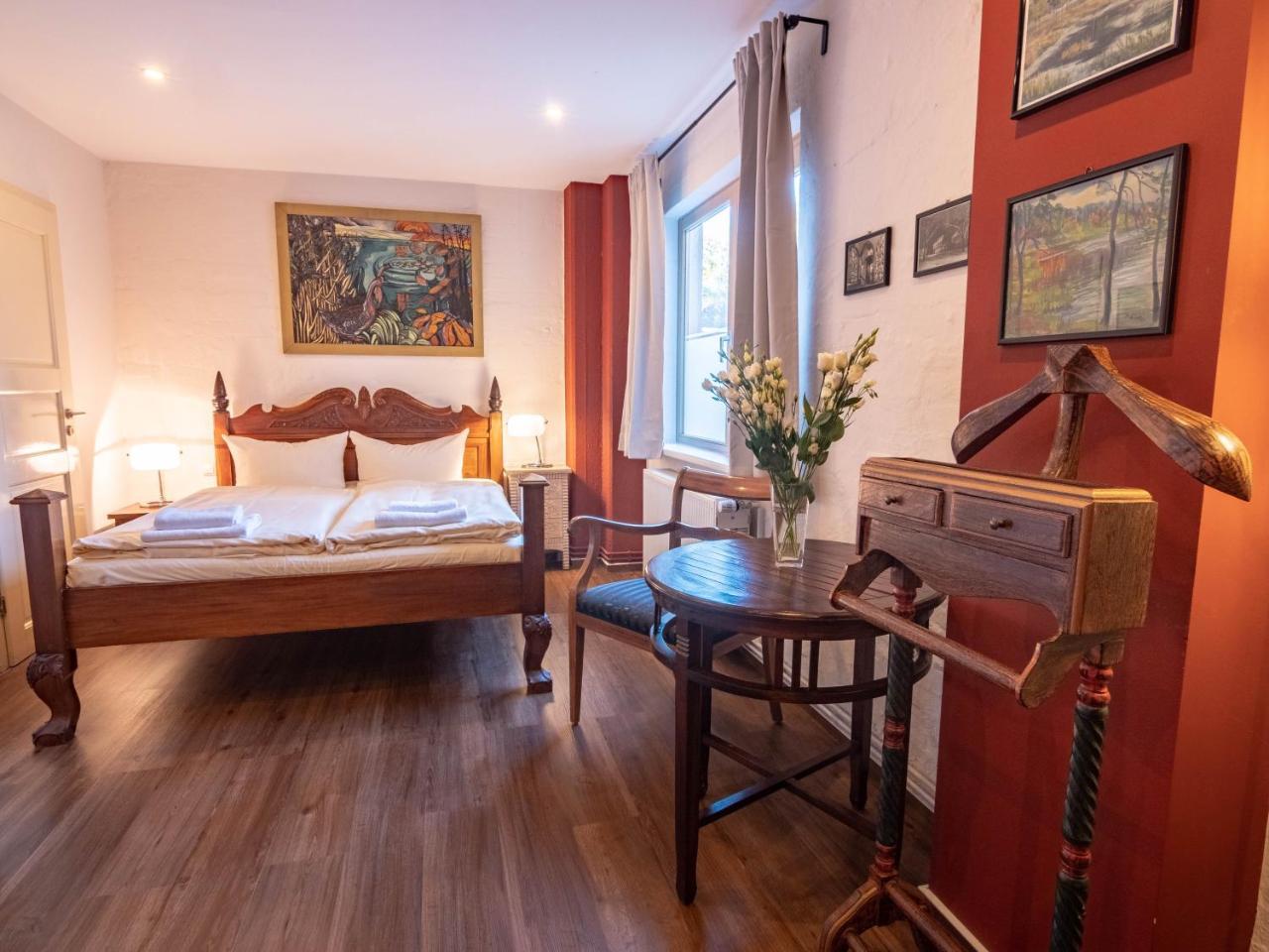 Hotel Gutenberger Lubeck Bagian luar foto