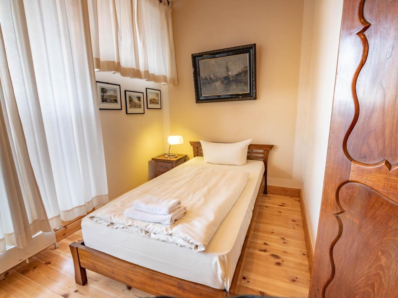 Hotel Gutenberger Lubeck Bagian luar foto